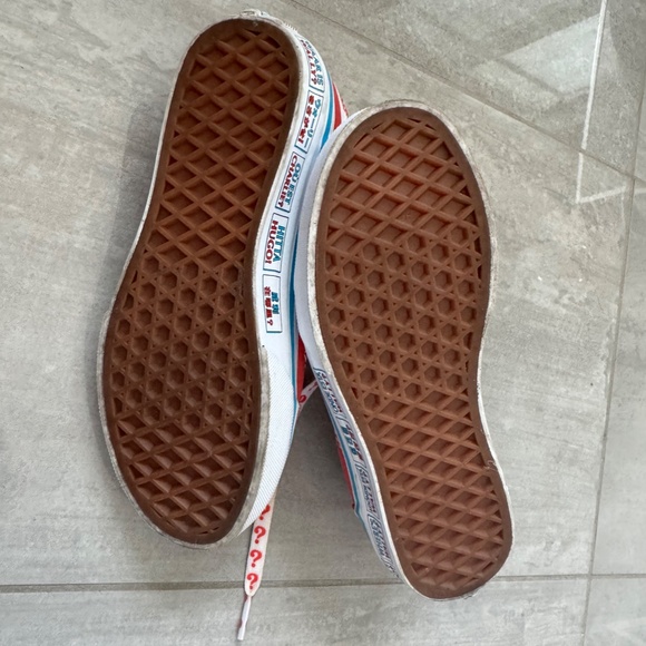 Vans Old Skool Where's Waldo International Kids US 1.5 / EU 32 - Picture 5 of 6